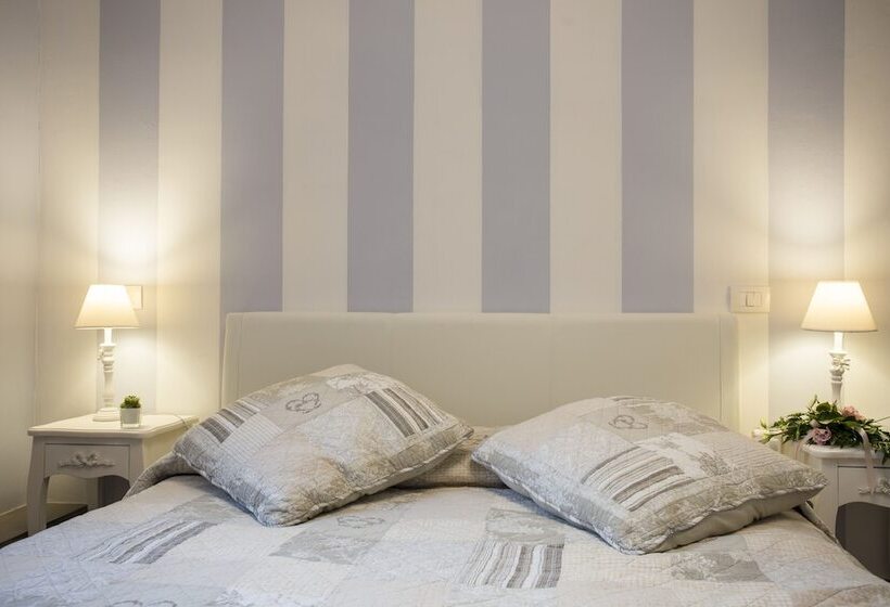 اتاق استاندارد, La Vecchia Tenenza B&b