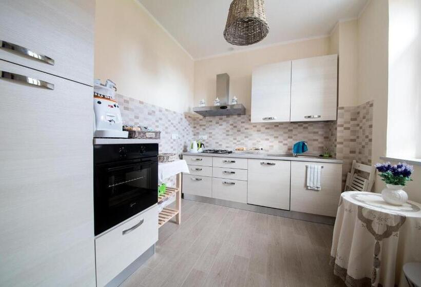 آپارتمان لوکس 1 خوابه, La Vecchia Tenenza B&b