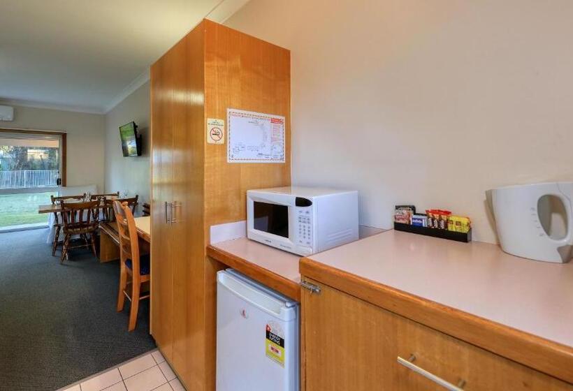 Семейный Номер, Chinchilla Great Western Motor Inn