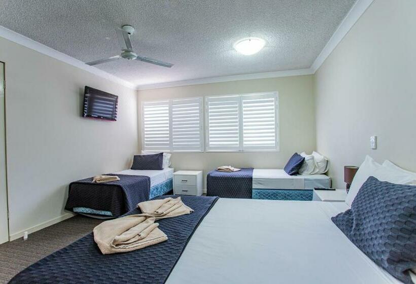 Семейный Номер, Tropicana Motel