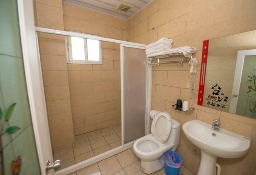 اتاق استاندارد چهار تخته, Taijing