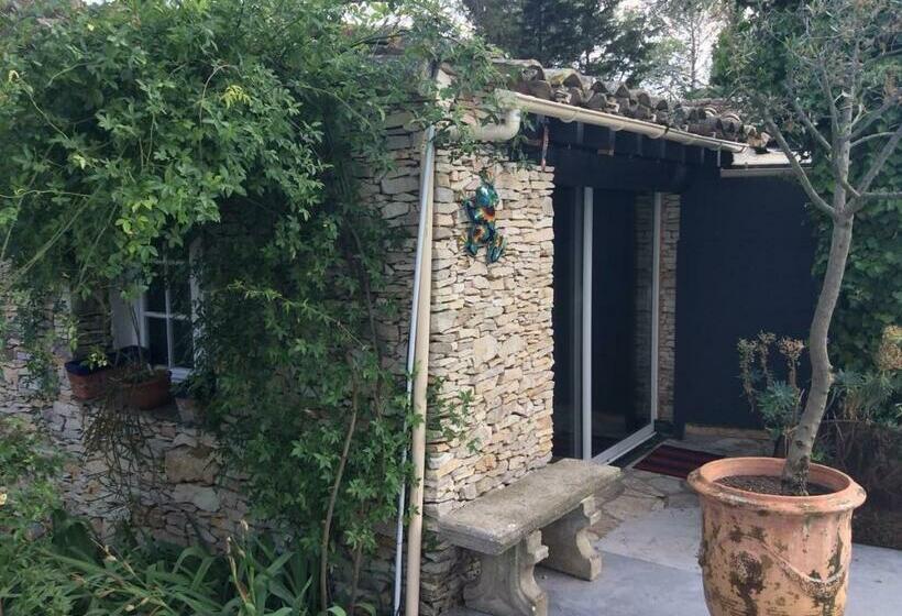 Бунгало Стандарт, Inn 4 Bears