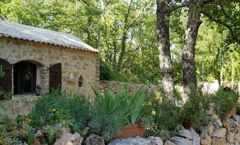 Номер Стандарт, Le Donjon Des Combes Et Son Spa