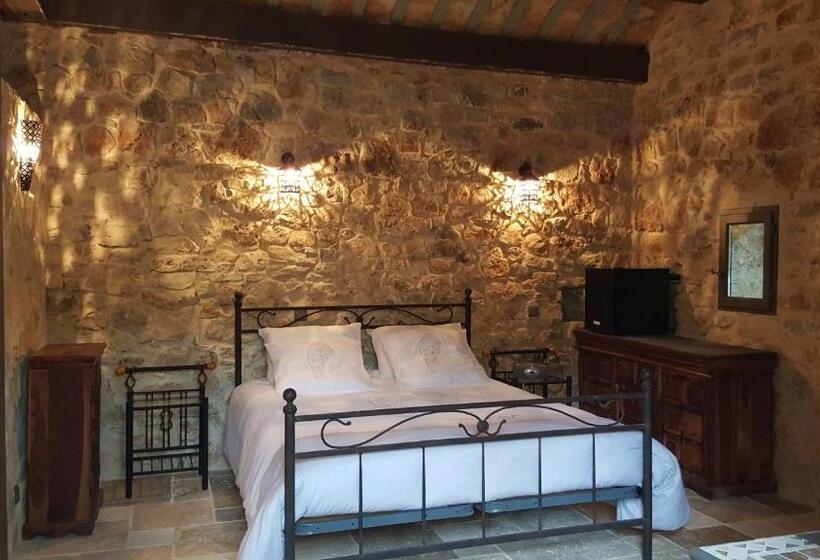 Номер Стандарт, Le Donjon Des Combes Et Son Spa