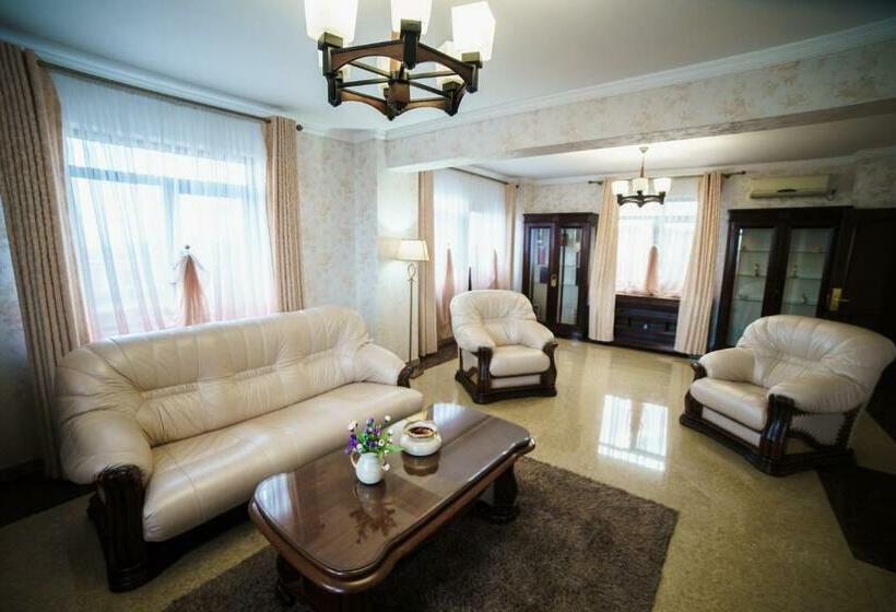 جناح سوبيريور, Grand Hotel Orient Braila