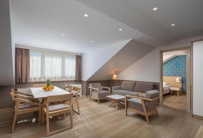 شقة دور أخير غرفة نوم واحدة, Tamaris