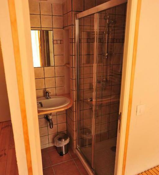 חדר סטנדרט, Yak Avenir