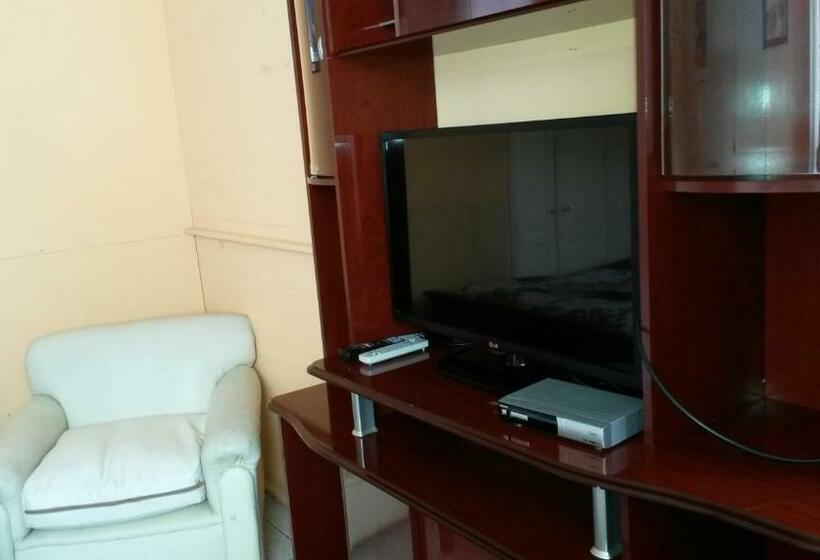 Номер Стандарт, Hostal El Parque Tababela