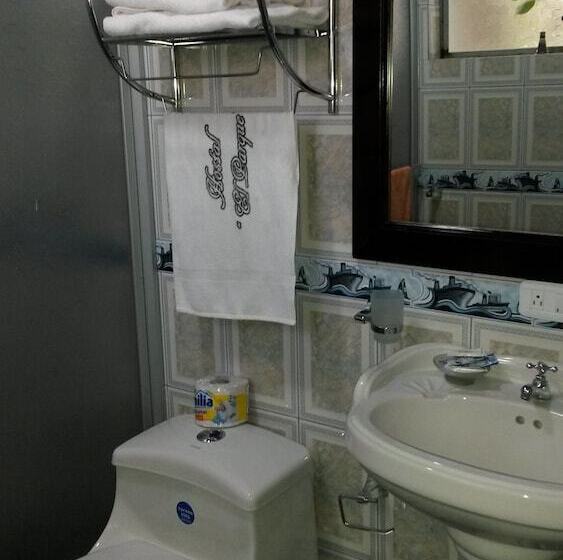 Номер Стандарт, Hostal El Parque Tababela
