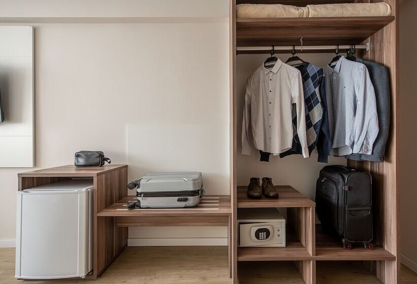 חדר דלוקס, Intercity Curitiba Centro Civico