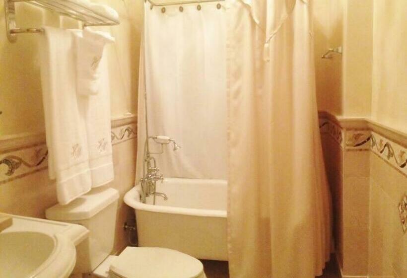 Номер Стандарт, The Hotel Magnolia