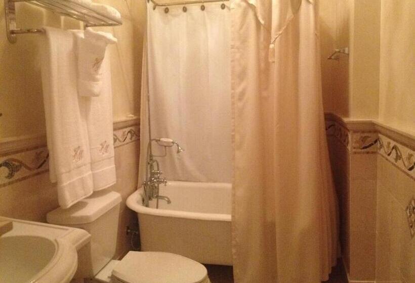 Номер Стандарт, The Hotel Magnolia