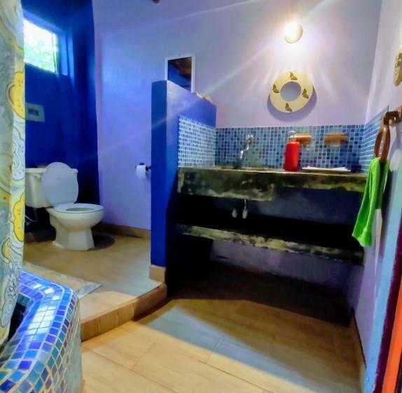 Quarto Standard Casa de Banho Partilhada, Casajungla Hostel