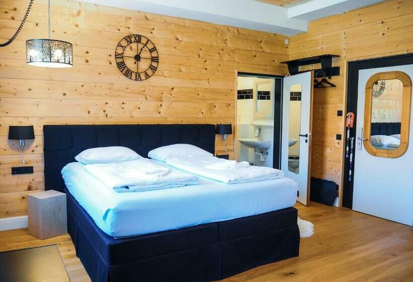 غرفة ديلوكس سرير كينج, Alpenliebe Design