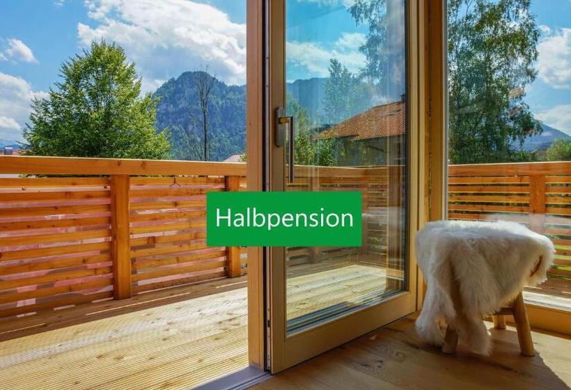 Номер Deluxe Кровать Кинг, Alpenliebe Design