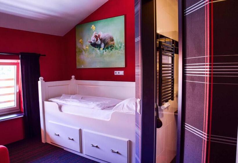Quarto Estandar, Alpenliebe Design