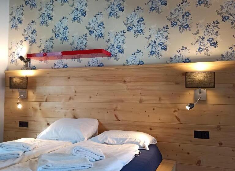 Quarto Estandar Cama Queen, Alpenliebe Design