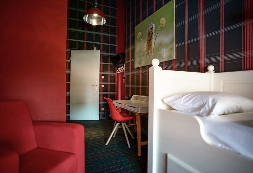 Quarto Estandar, Alpenliebe Design
