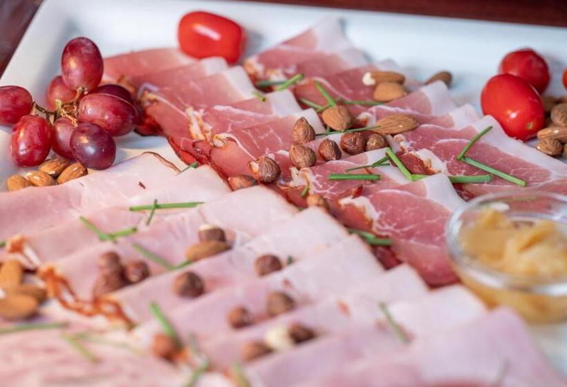 غرفة ديلوكس سرير كينج, Alpenliebe Design