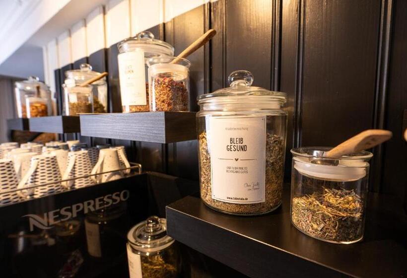 جناح سرير كينج, Alpenliebe Design