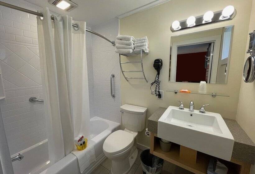 Номер Стандарт, Sleep Woodstock Motel
