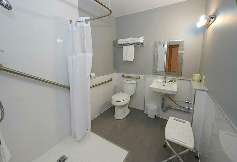 Студия Стандарт, Wasaga Riverdocks Hotel Suites