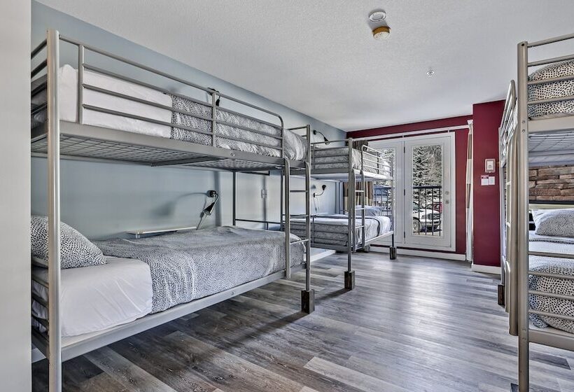ルームシェアのワンベッド, Samesun Banff Hostel