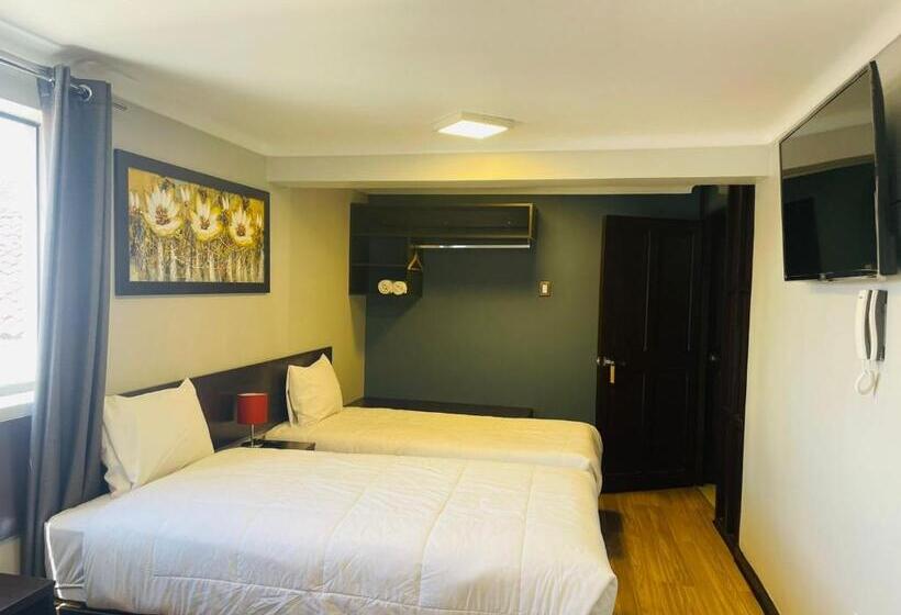 스탠다드 트리플 룸, Tikala Cusco Boutique