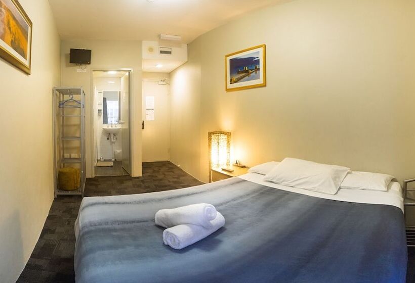 스탠다드 룸, Big Backpackers Hostel