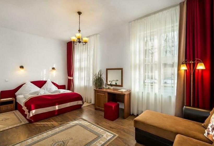 سوییت خانوادگی, Palatul Brukenthal Avrig