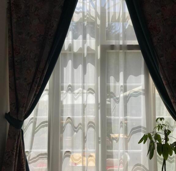 اتاق لوکس, Palatul Brukenthal Avrig