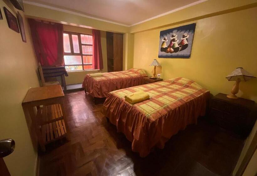اتاق اکونومی, La Casa De Zarela