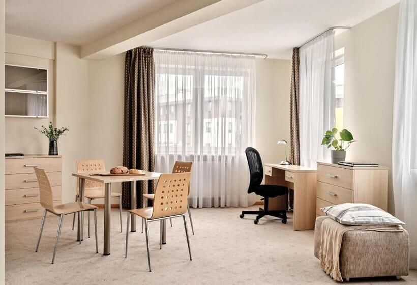 デラックススタジオ, Apartamenty Media Park