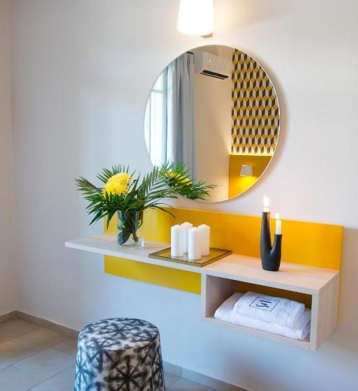اتاق اکونومی, Sunshine Studios