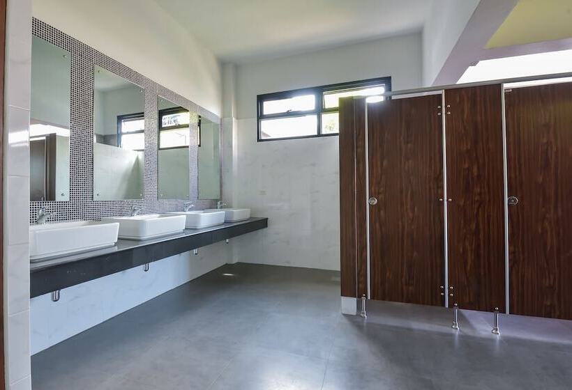 Кровать в Общей Комнате, Sirinsamui Boutique Hostel