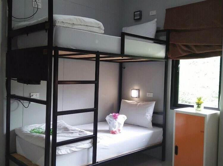Кровать в Общей Комнате, Sirinsamui Boutique Hostel