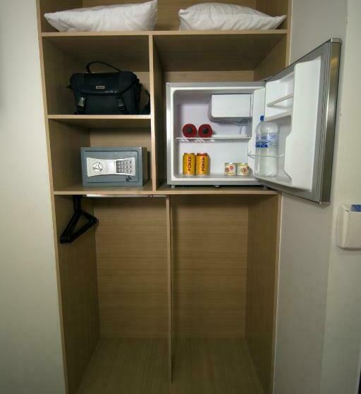 Habitación Estándar Individual, Granada Plaza