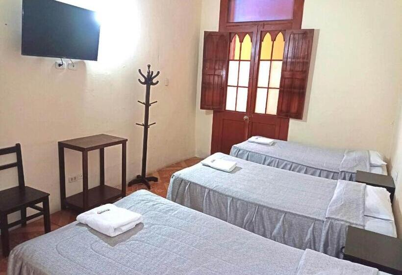 غرفة قياسية ثلاثية, Mango Hostel B&b