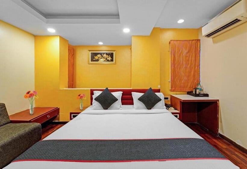 اتاق لوکس سه تخته, Super Townhouse Anna Salai