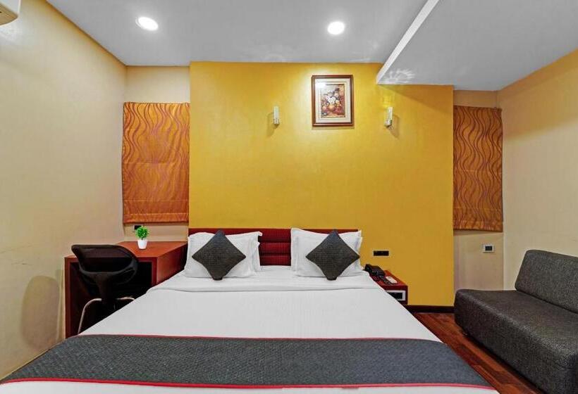 اتاق لوکس سه تخته, Super Townhouse Anna Salai