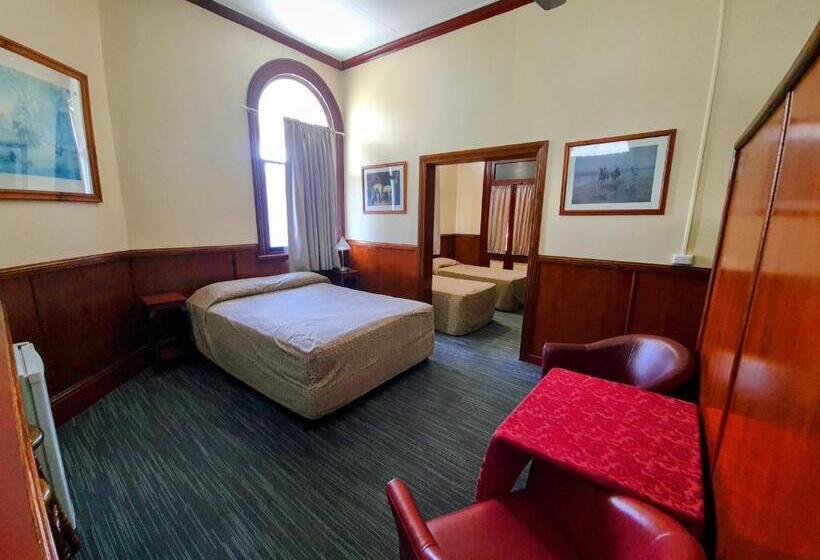 강 전망 스위트, Criterion Hotel Motel Rockhampton