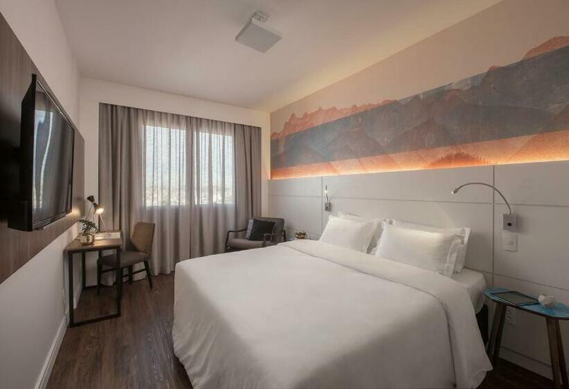 Номер Deluxe, Intercity Cidade Baixa
