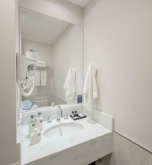 Номер Deluxe, Intercity Cidade Baixa