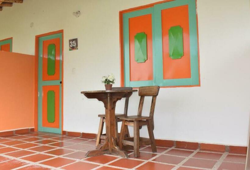 Quarto Triplo Estandar, Parque De Los Arrieros