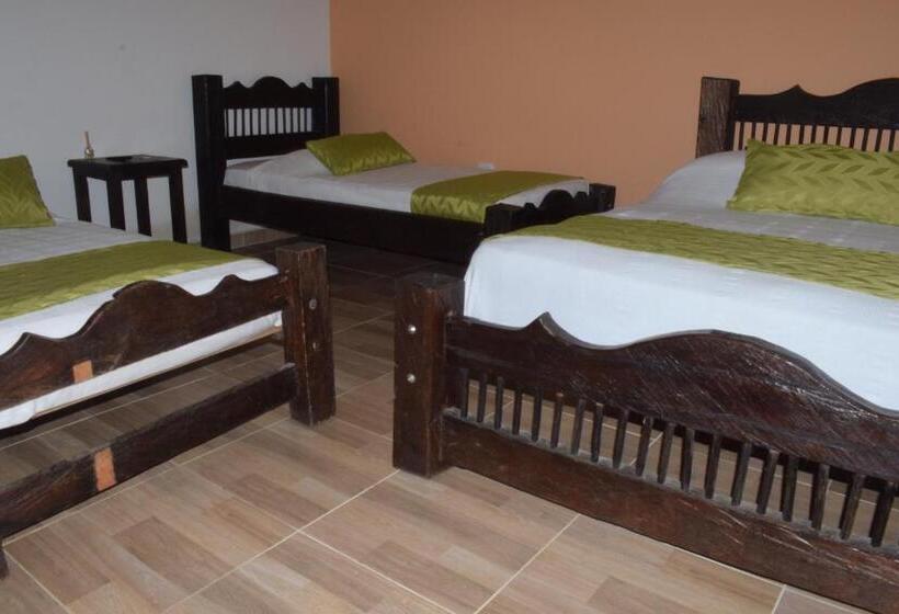 Quarto Familiar, Parque De Los Arrieros