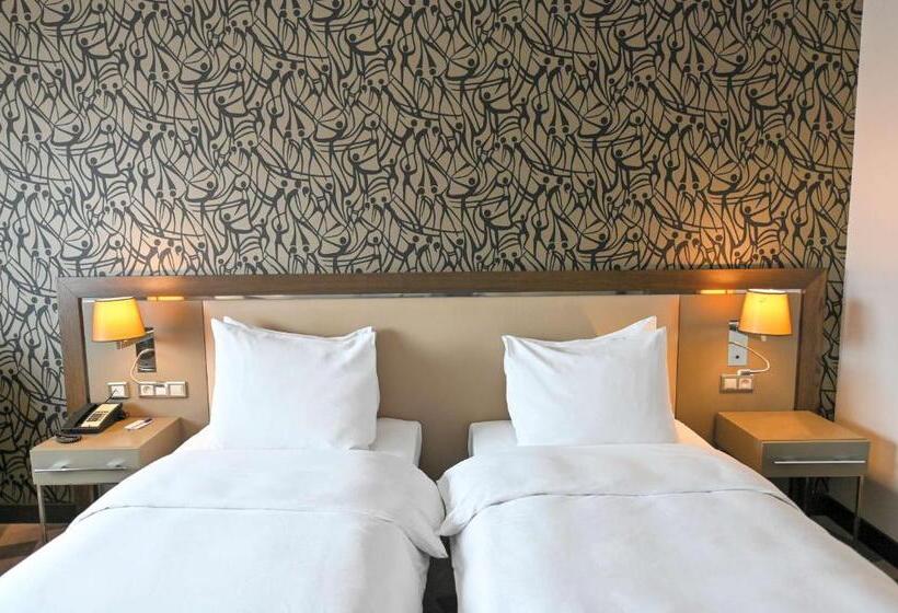 小型套房, Radisson Blu Hotel, Abidjan Airport