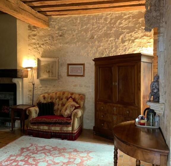 سوییت خانوادگی, Demeure Des Vieux Bains