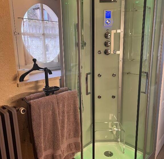 اتاق راحتی, Demeure Des Vieux Bains