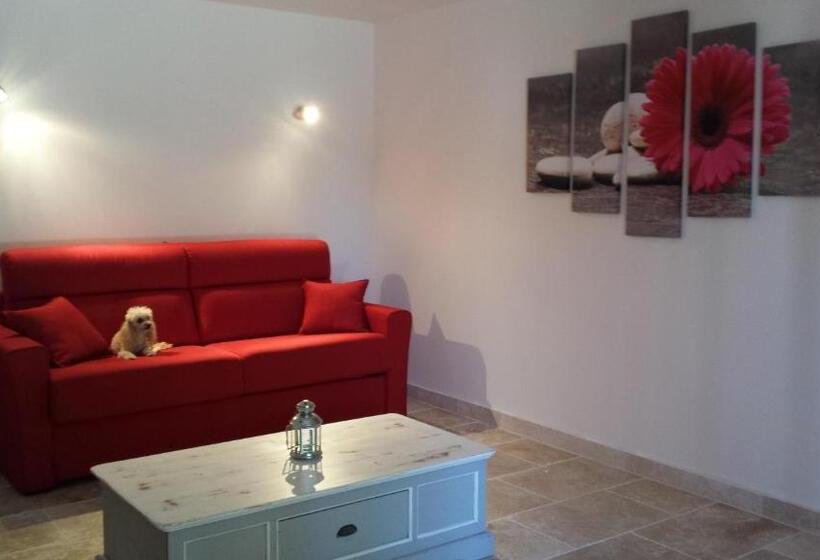 מיטת קינג בסוויטה, Mas Saint Julien