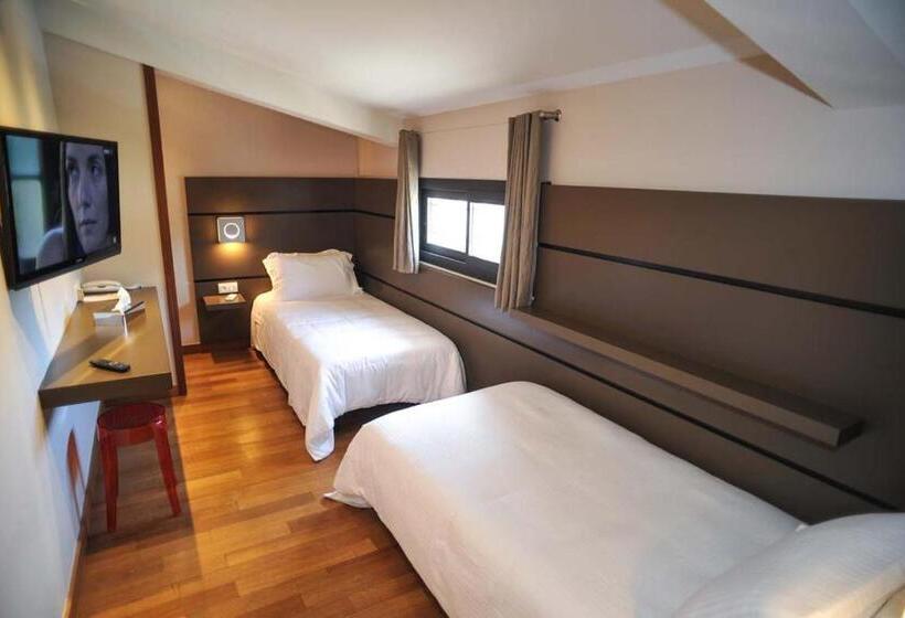 کابین, Hôtel Bor